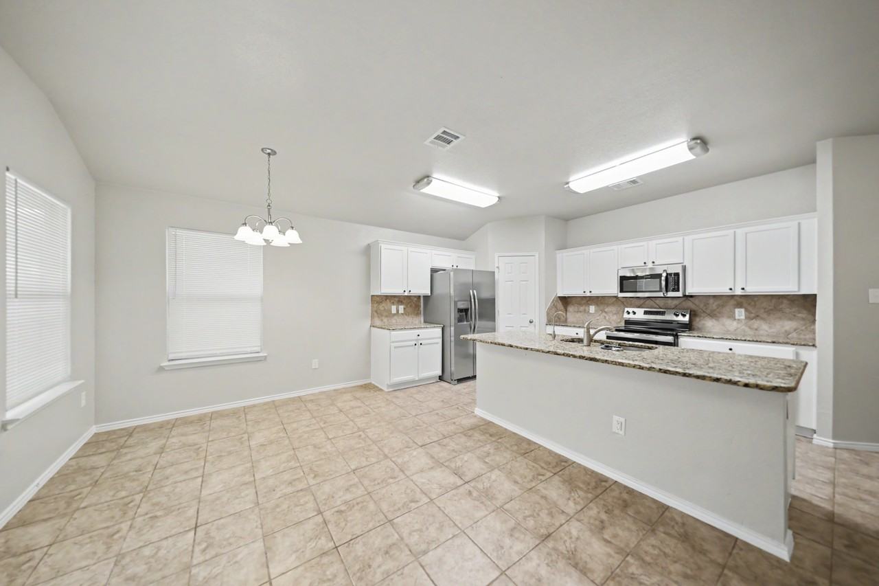 1310 Gigante Dr - Photo 5 of 22