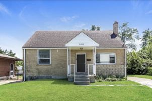 featured image of 3392 Alexis Rd