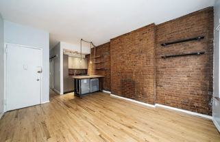 152 E 83rd St #5D - Photo 1 of 1