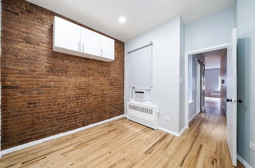 152 E 83rd St #5D - Photo 5 of 7
