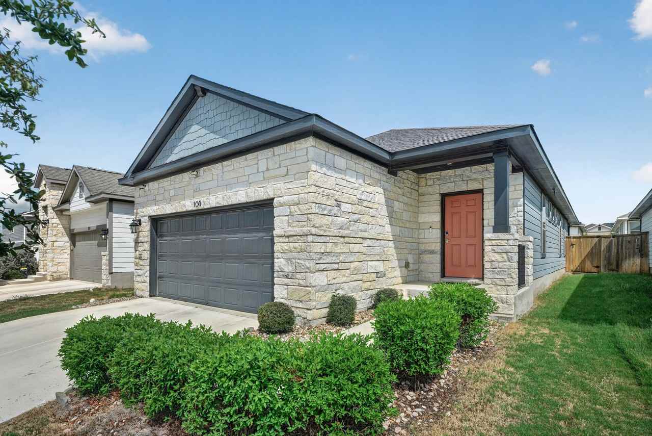 105 Drifter Ln - Photo 2 of 22