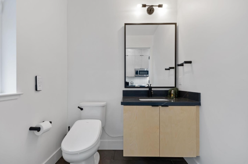 202 Panetta Ave #1 - Photo 3 of 11