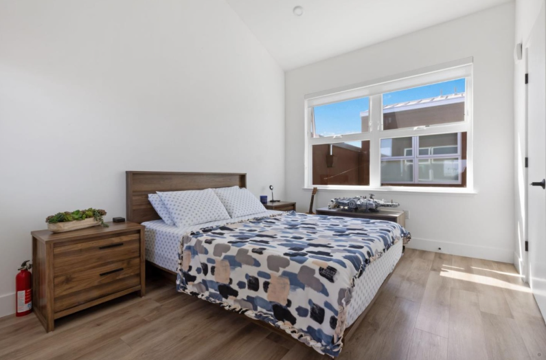 202 Panetta Ave #1 - Photo 6 of 11