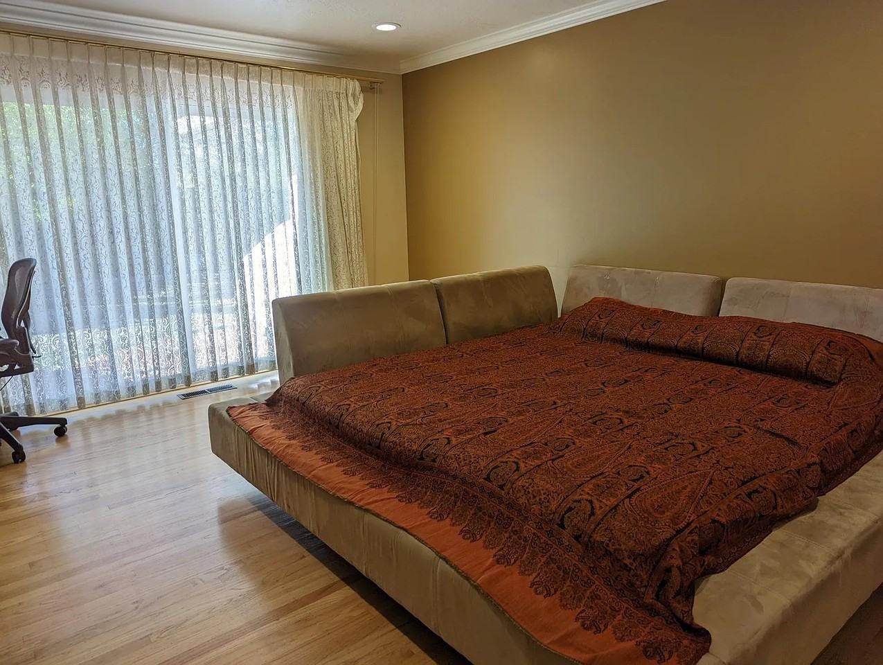 21523 Conradia Ct - Photo 4 of 8