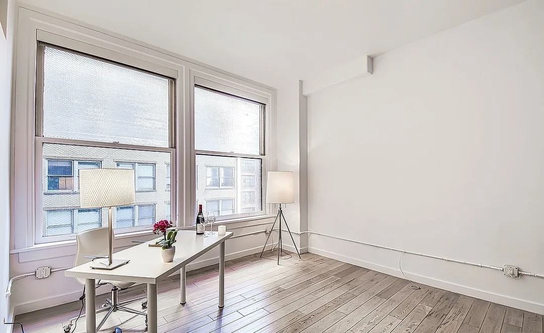 215 W 7th St #709 - Photo 6 of 22