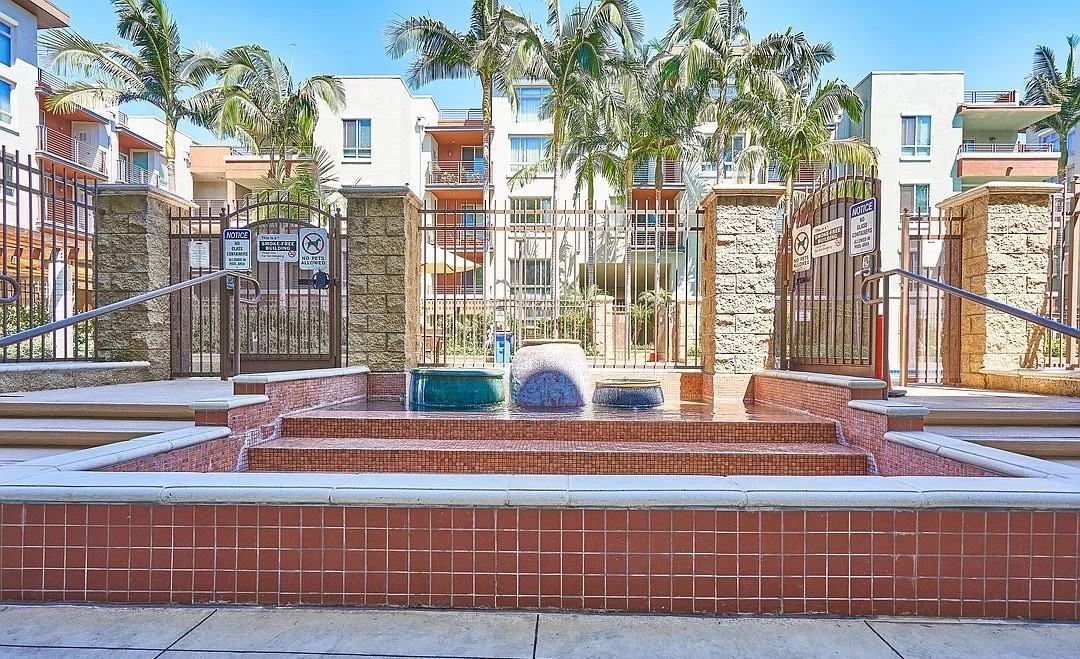 100 S Alameda St #333 - Photo 5 of 25
