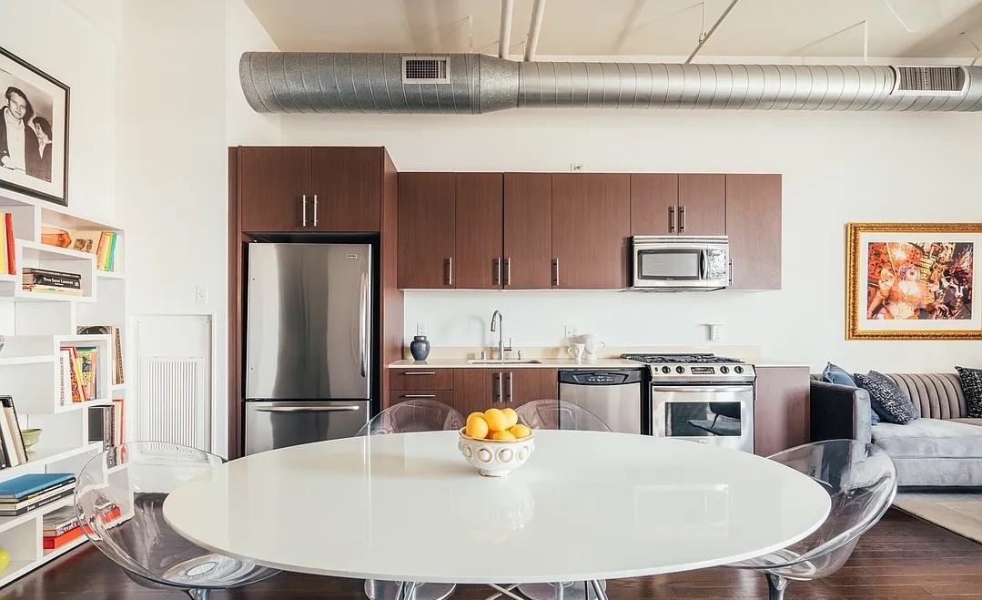 1645 Vine St #901 - Photo 3 of 26