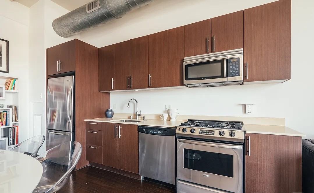 1645 Vine St #901 - Photo 5 of 26