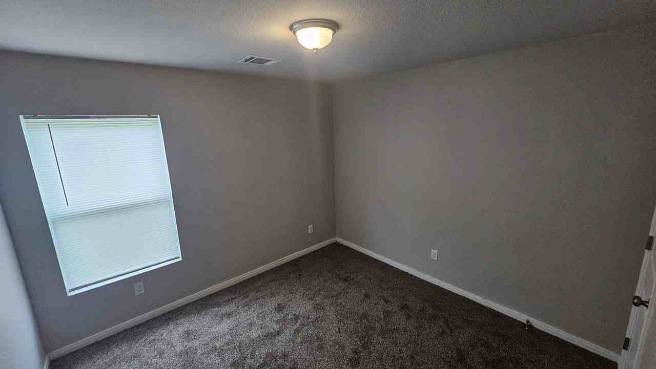 14190 Green Wing Cir - Photo 3 of 9