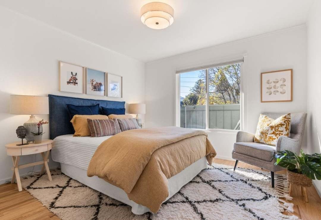 724 Cole St #4 - Photo 5 of 14