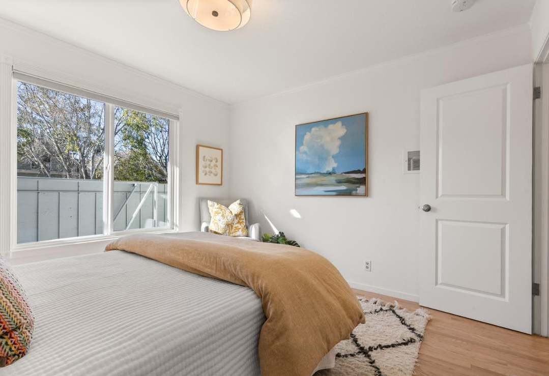 724 Cole St #4 - Photo 6 of 14