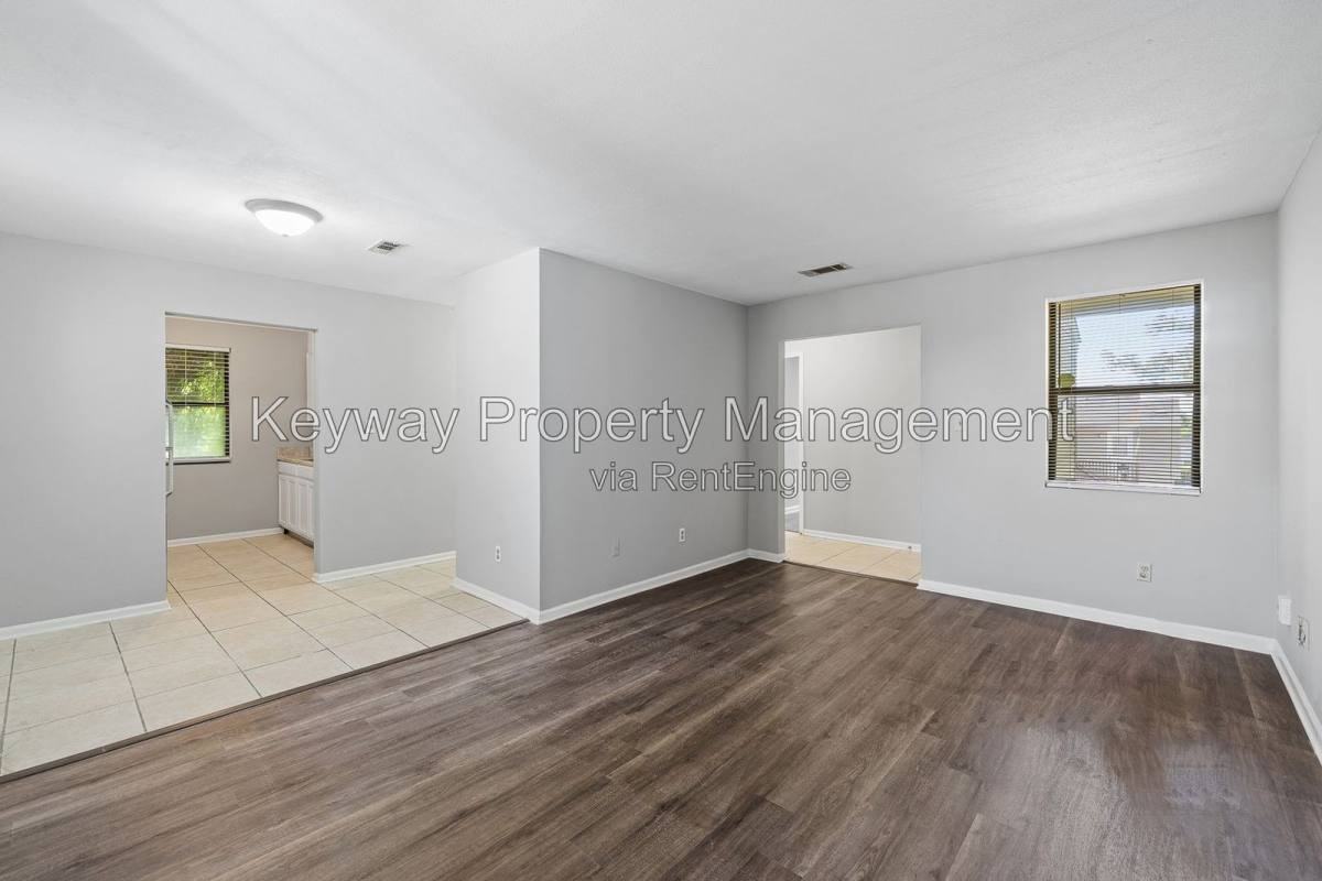 1925 1 2 Wrightsboro Rd #B - Photo 4 of 10