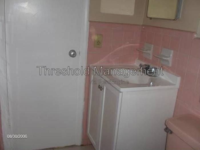19632 Ne 12th Pl - Photo 3 of 10