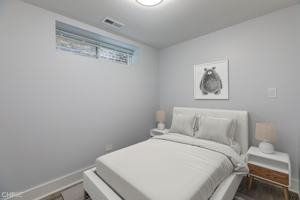 featured image of 1604 W Waveland Ave #1