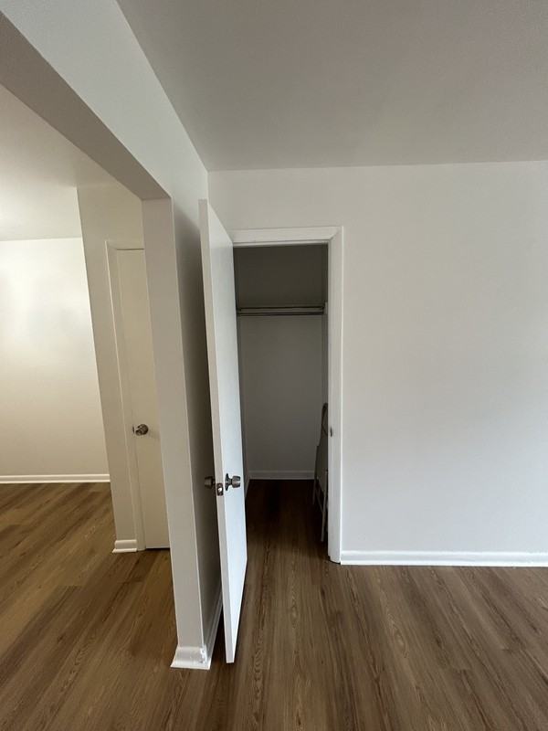 302 Hillside Dr - Photo 5 of 20