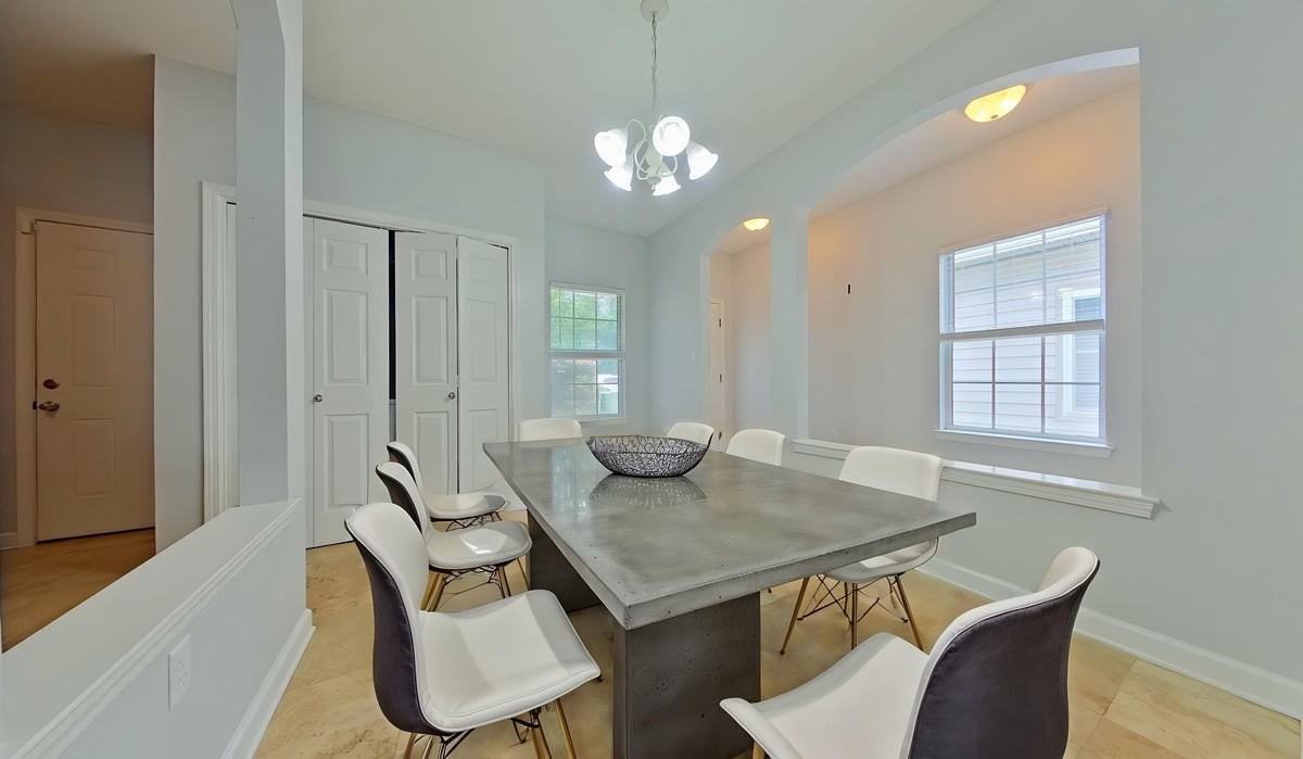 18 Trevor Dr - Photo 6 of 16