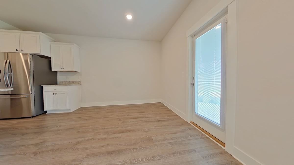 6178 Jenks Dr - Photo 6 of 16