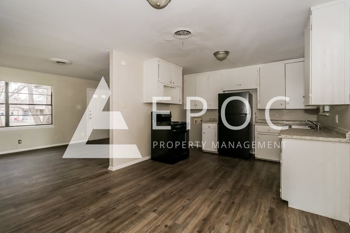 1412 Alta Mira Dr - Photo 4 of 17