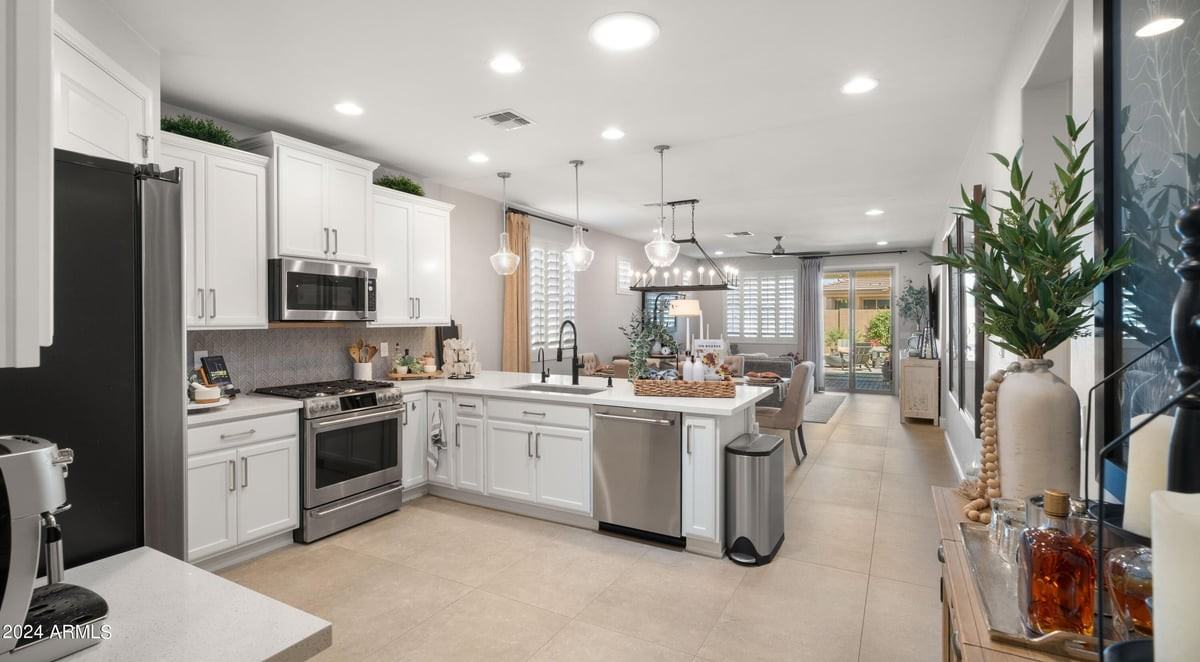 20406 E Estrella Rd - Photo 2 of 4