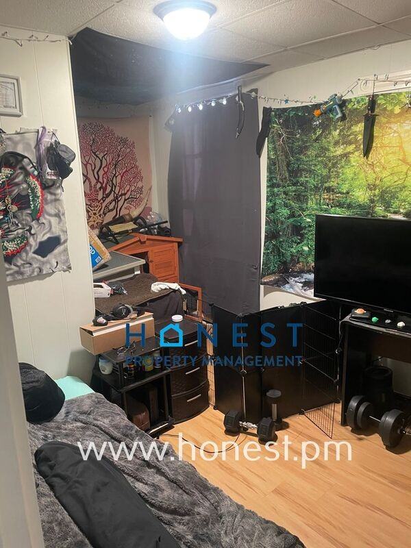 51 Cushing St #4 - Photo 4 of 10