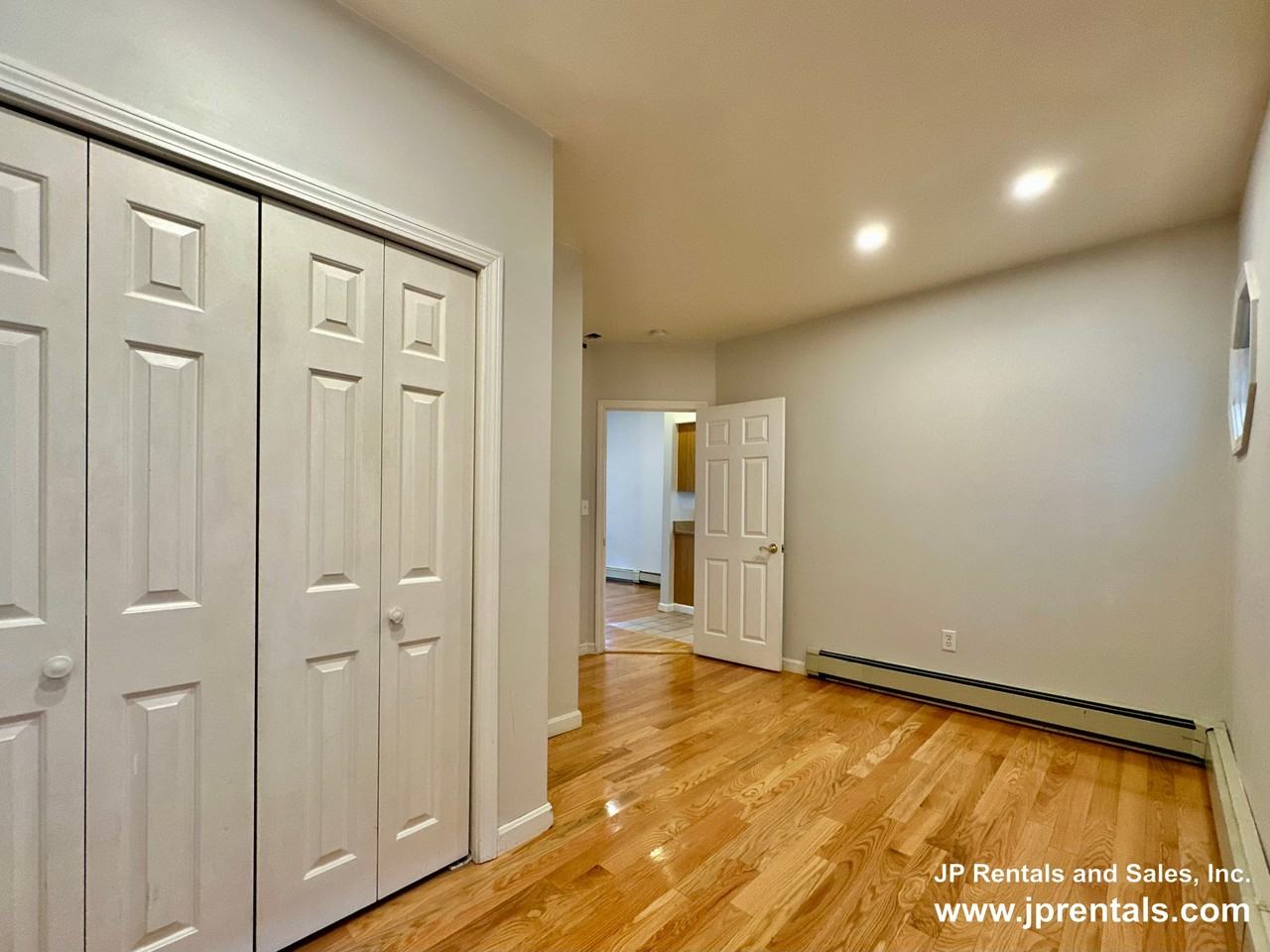 294 Chestnut Ave #1 - Photo 7 of 13