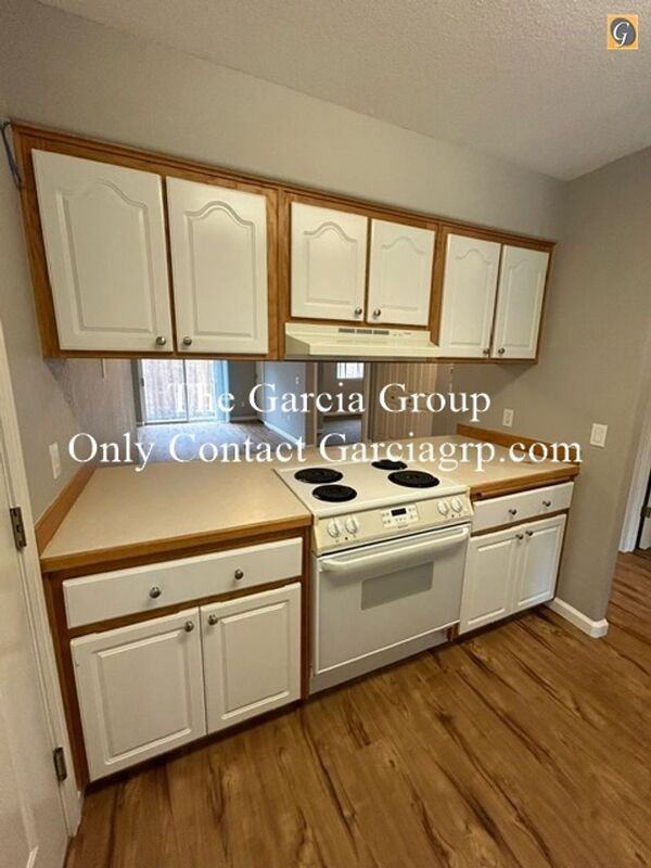 13613 Se Oatfield Rd - Photo 2 of 29