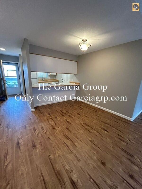 13613 Se Oatfield Rd - Photo 4 of 29