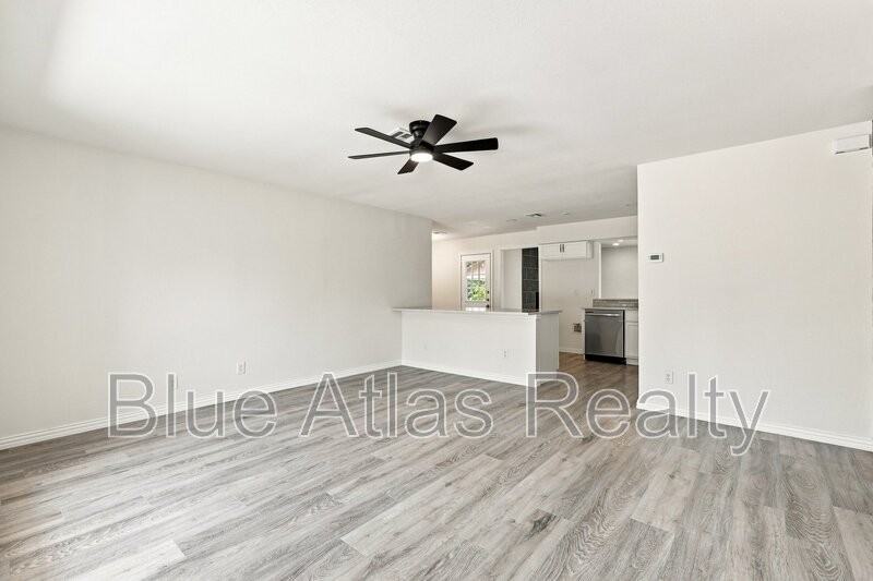 6008 Golden Gate Dr - Photo 6 of 25
