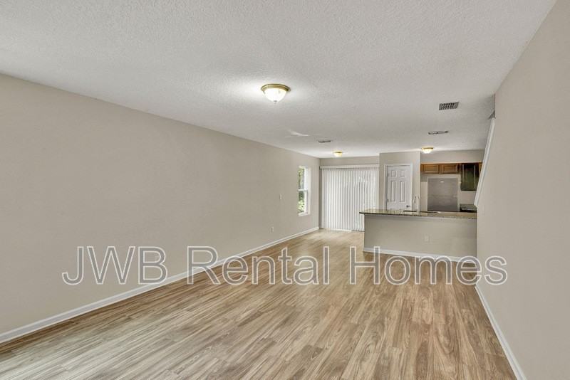 2813 Hidden Haven Rd - Photo 6 of 20