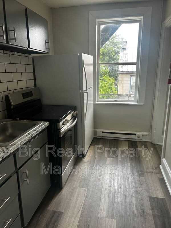 529 King St - Photo 5 of 8
