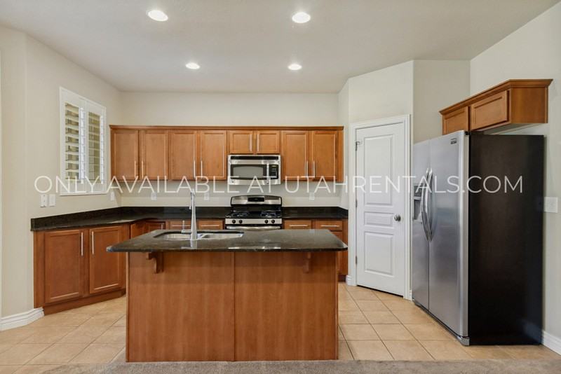 136 Wn - Photo 4 of 27