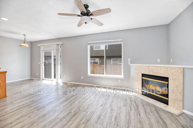 4194 Se Maya Ct - Photo 4 of 20