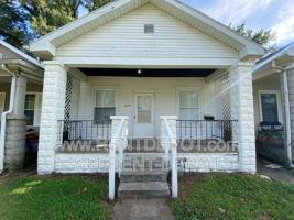 featured image of 1329 E Illinois St
