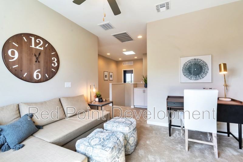 3801 W Goshen Dr - Photo 5 of 12
