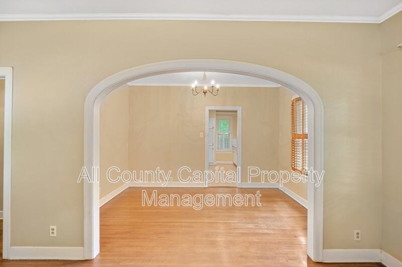 1601 W 29th St #1601 - Photo 4 of 20