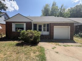 featured image of 3318 E Jasper St