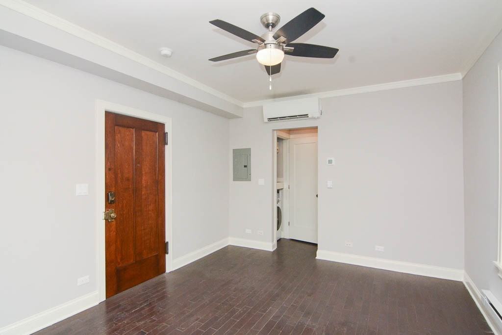 638 W Wrightwood Ave - Photo 6 of 15