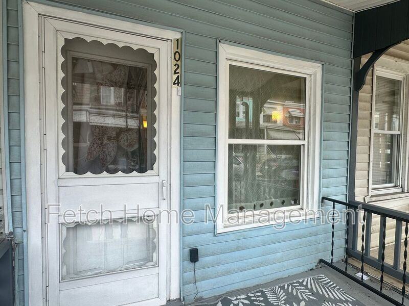 1024 Birch St - Photo 2 of 31