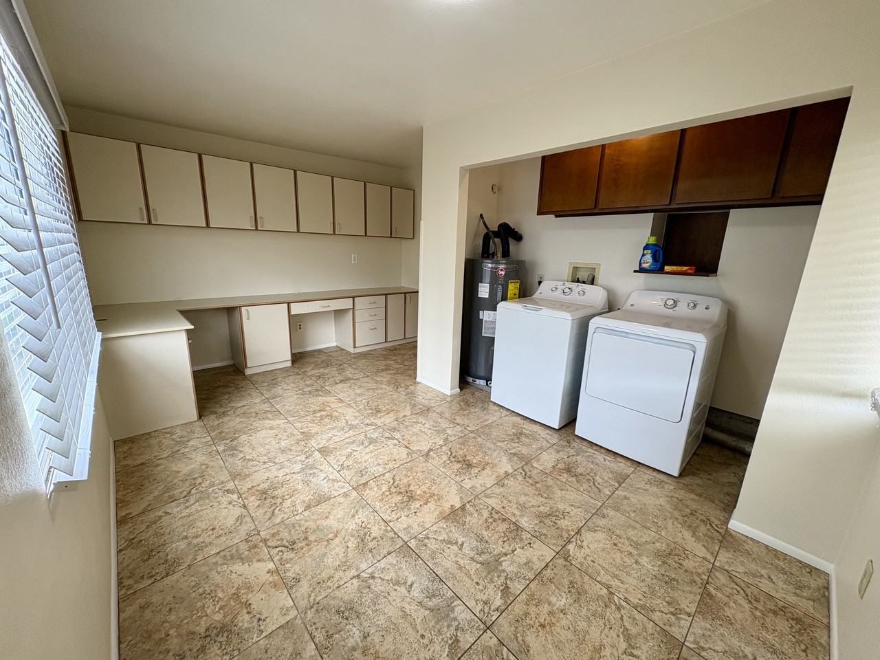 1410 E Bishop Dr #NA - Photo 7 of 20