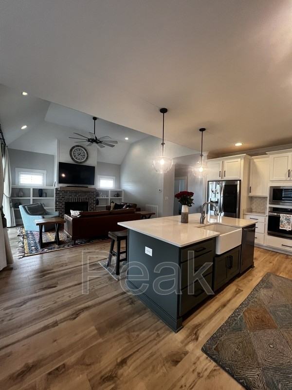 6913 Hiatus Ct - Photo 2 of 37