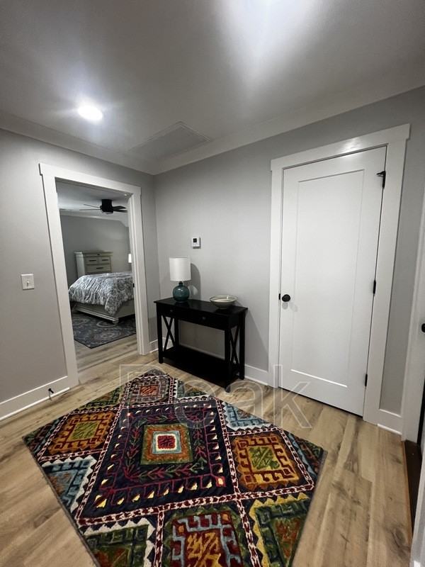 6913 Hiatus Ct - Photo 6 of 37