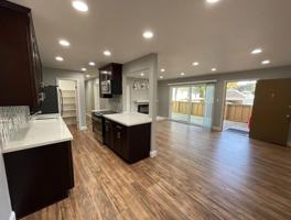 featured image of 410 Auburn Way #7