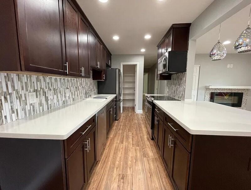 410 Auburn Way #7 - Photo 6 of 16