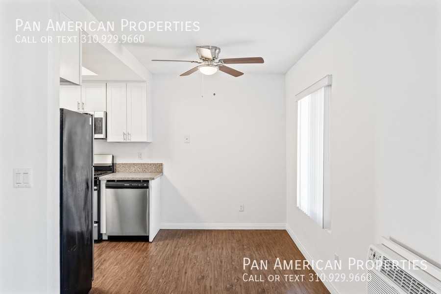 Elmwood Apartments - Photo 5 of 6