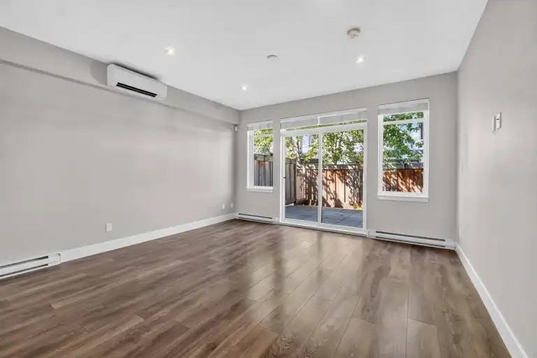 5048 Savile Row #D270 - Photo 2 of 28