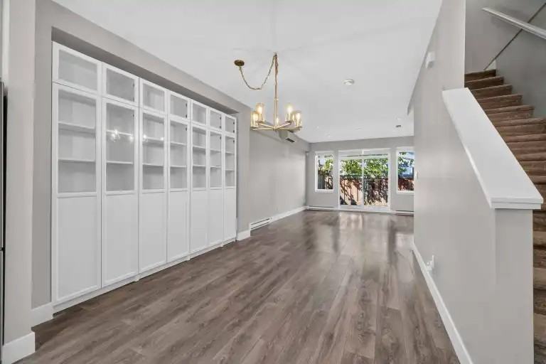 5048 Savile Row #D270 - Photo 6 of 28