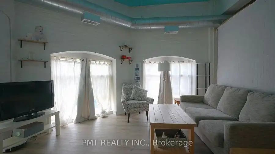 284 Saint Helens Ave #124 - Photo 2 of 11