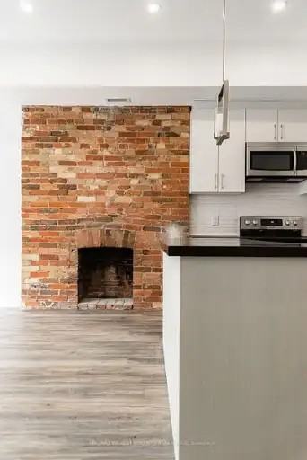 219 Jarvis St #5 - Photo 6 of 7