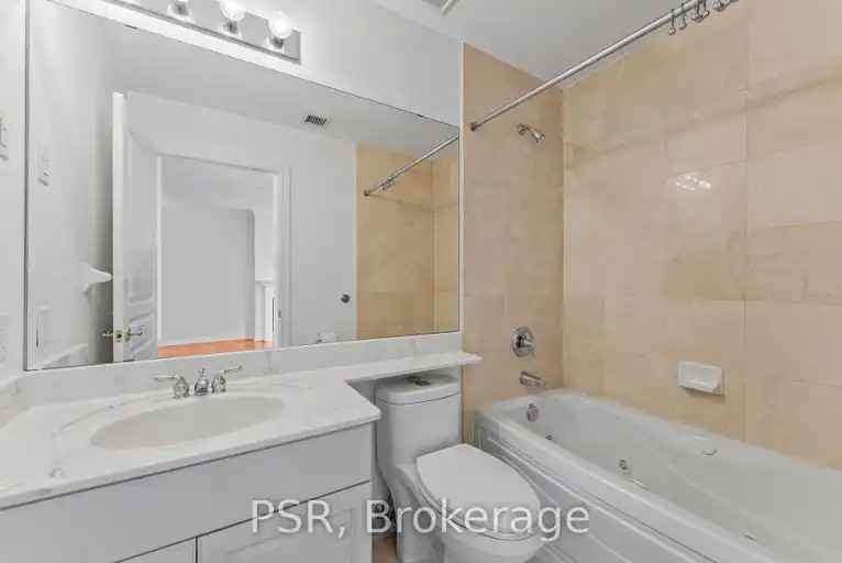 9 Boardwalk Dr #423 - Photo 4 of 13