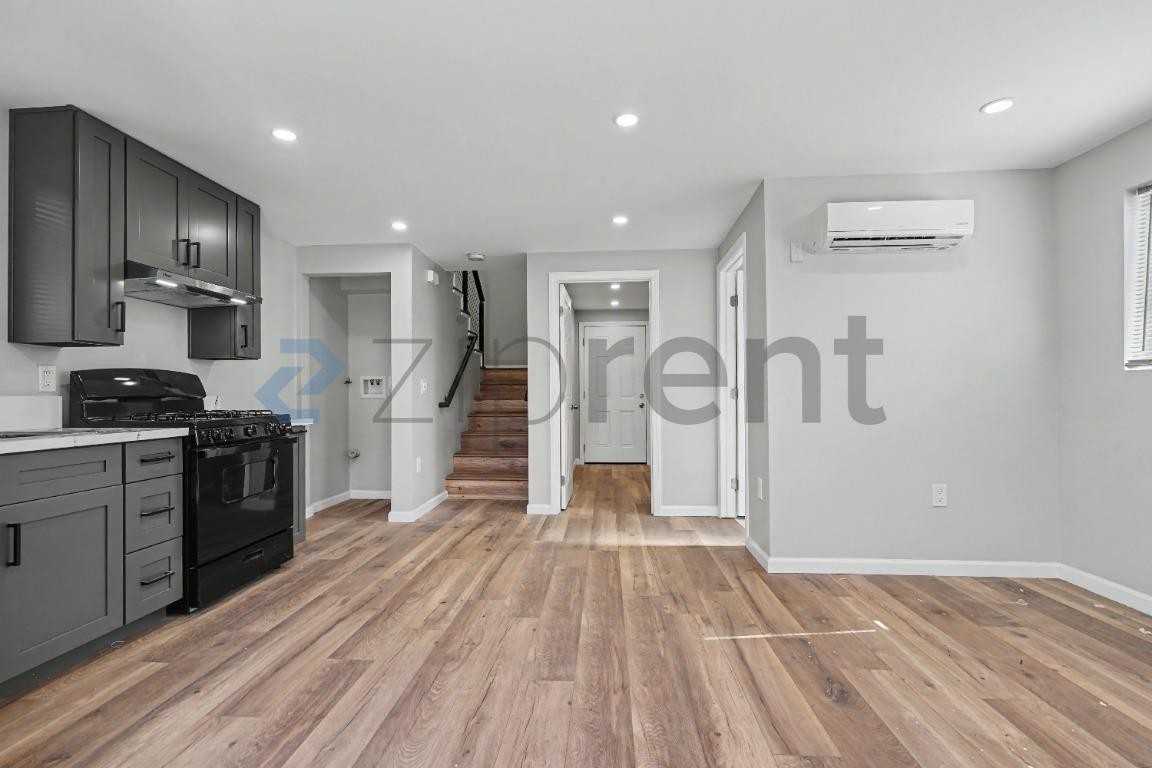 1204 W 50th St - Photo 2 of 18